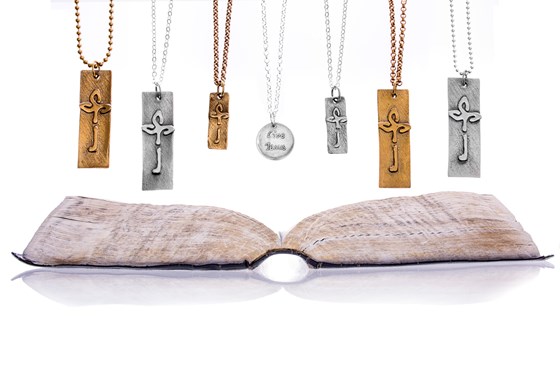 Amazon Product Photography by NesliHunFoto: Jewelry